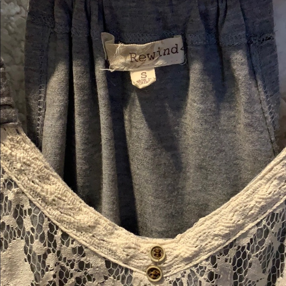 Tank top - Picture 2 of 3